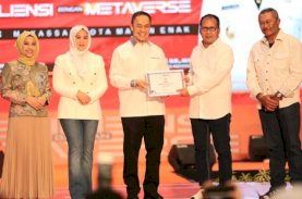 Pemkot Makassar Raih Penghargaan Hasil Implementasi Kolaboratif dan Akuntabel ASN BerAKHLAK