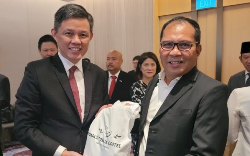 UNDANGAN KHUSUS. Wali Kota Makassar, Moh Ramdhan Pomanto, mengikuti undangan khusus dalam rangka program Capacity Building yang diselenggarakan Civil Service College (CSC) Singapore di Singapura, Senin (6/3/2023). foto: istimewa