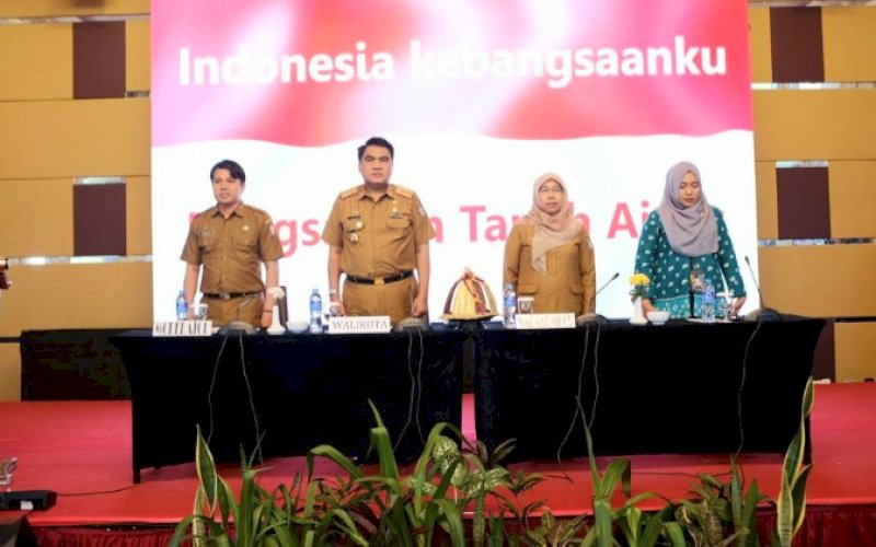 BIMTEK. Diskominfo Kota Makassar menggelar bimtek peningkatan kapasitas SDM terkait pengelolaan statistik sektoral di Hotel Aston and Convention Center Makassar, Selasa (21/3/2023). foto: istimewa