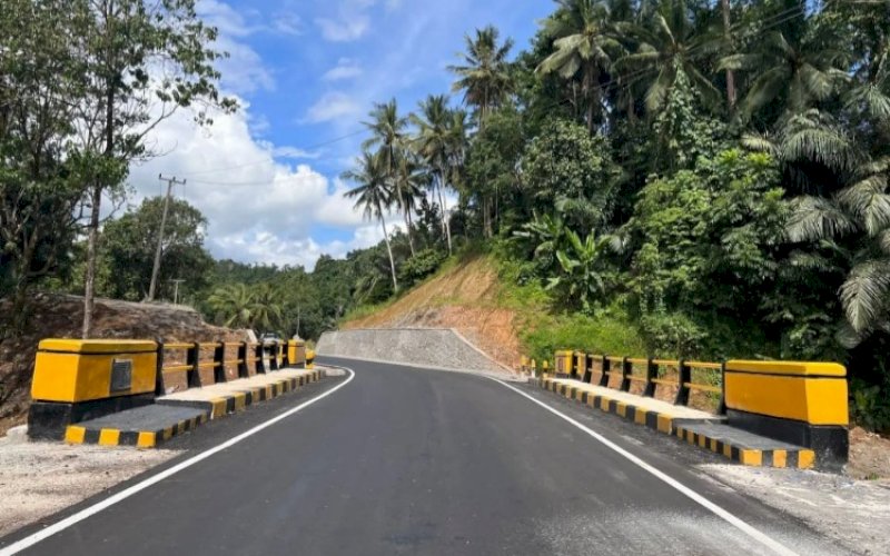 Jalan dan Jembatan Ruas Kabere di Kabupaten Enrekang. foto: istimewa