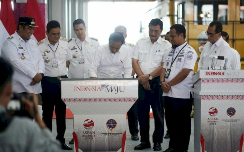 Resmikan Jalur Kereta Api Makassar-Parepare, Presiden Sebut Tingkatkan Daya Saing Sulsel