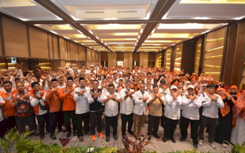 KONSOLIDASI. DPW PKS Sulsel menggelar Konsolidasi Pemenangan Anggota Pelopor di Novotel Grand Shayla Makassar, Minggu (19/3/2023). foto: istimewa