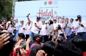 Amran Sulaiman, Danny Pomanto, dan Ribuan Alumni Unhas Tampil Mesra saat Halalbihalal