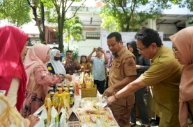 Gubernur Sulsel Buka Bazar Gempita Ramadan