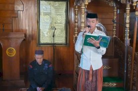 Brimob Bone Perbanyak Binrohtal selama Ramadan