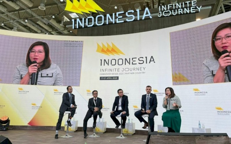 PANELIS. CEO PT Vale Indonesia Tbk (PT Vale), Febriany Eddy, menjadi salah satu pembicara pada sesi panel 'Investing in Manufacturing Sector' di forum internasional Hannover Messe,&nbsp; Jerman 2023, Rabu (19/4/2023) pagi waktu setempat. foto: istimewa