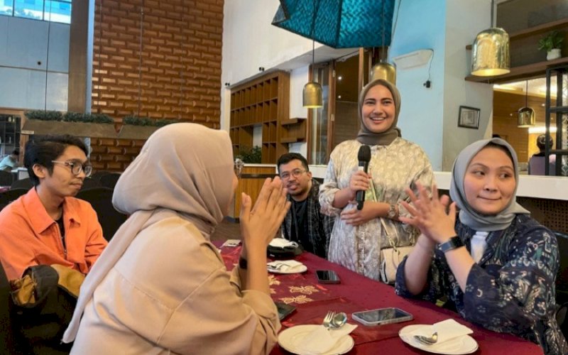 BUKA PUASA. Suasana buka puasa Tur Ramadan IKAFE Unhas di Hotel Atlet Century Jakarta, Selasa (4/4/2023). foto: istimewa