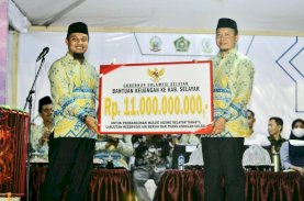 Gubernur Sulsel Serahkan Bantuan Keuangan Rp11 Miliar untuk Pembangunan Masjid Agung Selayar