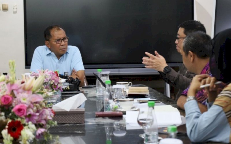 NIF 2023. Wali Kota Makassar, Moh Ramdhan Pomanto, rapat persiapan pelaksanaan Makassar Investment Forum (MIF) 2023 di Jl Amirullah, Makassar, Rabu (17/5/2023) malam. foto: istimewa