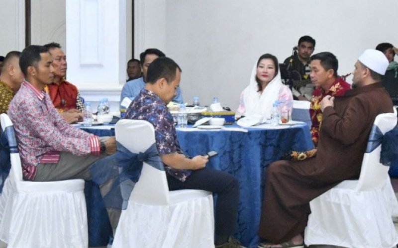 SILATURAHMI. Presiden Direktur PT Vale Indonesia Tbk (PT Vale), Febriani Eddy, bersama manajemen PT Vale menghadiri silaturahmi bersama Pemerintah Daerah dan Forum Koordinasi Pimpinan Daerah (Forkopimda) Kabupaten Morowali, Rabu (10/5/2023). foto: istimewa