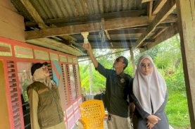 Gubernur Sulsel Target 307 Rumah Warga Kurang Mampu Teraliri Listrik