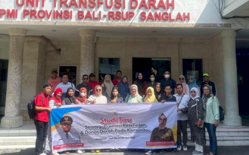 STUDI TIRU. Rombongan UPTD Transfusi Darah Provinsi Sulsel melakukan studi tiru di Unit Donor Darah Palang Merah Indonesia (UDD PMI) Provinsi Bali, Kamis (25/5/2023). foto: istimewa