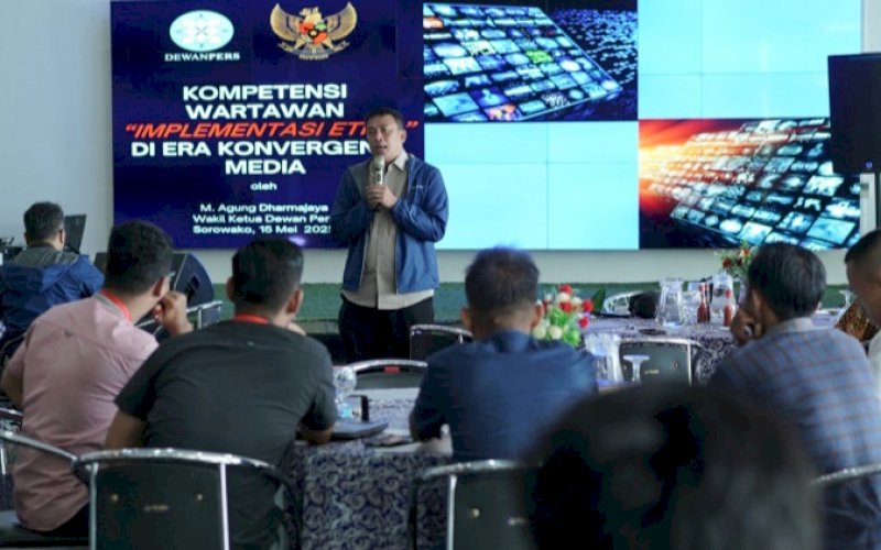 UKW. PT Vale Indonesia Tbk (PT Vale) bekerja sama dengan Lembaga Pers Dr Soetomo (LPDS) dan Dewan Pers menggelar Uji Kompetensi Wartawan (UKW) bagi para wartawan yang berada di Luwu Timur dan sekitarnya selama tiga hari, Senin sampai Rabu (15-17/5/2023). foto: istimewa