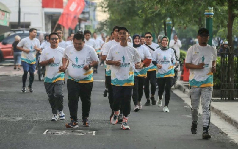 ZERO WASTE. PT Bank Syariah Indonesia Tbk (BSI) berpartisipasi dalam gerakan 'zero waste' dengan mengurangi sampah plastik melalui program pengurangan sampah plastik kali ini digelar di ajang Mandiri Jogja Marathon 2023. foto: istimewa