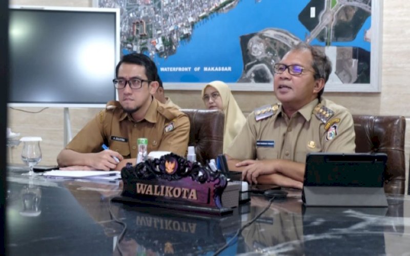 RAKOR. Wali Kota Makassar, Moh Ramdhan Pomanto, menghadiri Rapat Koordinasi Persiapan Rakernas APEKSI XVI yang digelar secara virtual, Senin (26/6/2023). foto: istimewa