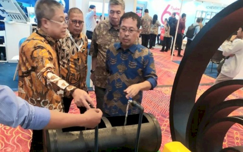 IWWEF 2023. Direktur Utama Perumda Air Minum Kota Makassar Beni Iskandar bersama jajaran direksi dan Ketua Dewan Pengawas yang juga Sekretaris Daerah Kota Makassar Muh Ansar beserta seluruh anggota dewan pengawas menghadiri Indonesia Water and Wastewater Expo and Forum (IWWEF) yang terselenggara di Jakarta 6-8 Juni 2023. foto: istimewa