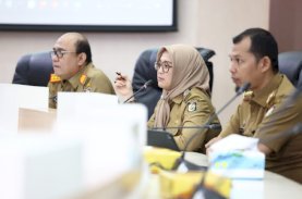 Wawali Makassar Kumpulkan Camat Lurah Tagih Data Update Warga