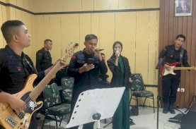 Tenri Betta Band Brimob Bone Ramaikan Sertijab di Korem 141 Toddopuli