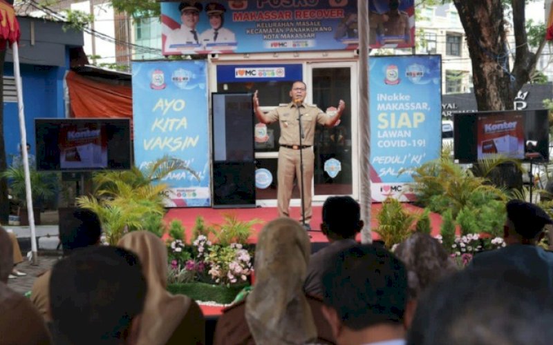 PERESMIAN. Wali Kota Makassar, Moh Ramdhan Pomanto, meresmikan revitalisasi Kontainer Makassar Recover menjadi Kontainer Terpadu Makassar atau disingkat Konter di Kelurahan Masale, Kecamatan Panakukkang, Makassar, Senin (3/7/2023). foto: istimewa