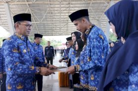 Danny Pomanto Motivasi 680 PPPK Guru dalam Simbolisasi Penyerahan SK dan Sumpah Jabatan