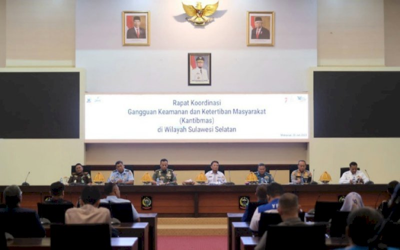 RAKOR. Rapat Koordinasi (Rakor) Gangguan Keamanan dan Ketertiban Masyarakat (Kamtibmas) di Wilayah Sulsel di Ruang Rapat Pimpinan, Kantor Gubernur Sulsel, Rabu (26/7/2023). foto: istimewa