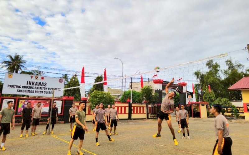 PERTANDINGAN. Menjelang peringatan HUT Kemerdekaan RI Ke-78, Brimob Bone menggelar sejumlah kegiatan, salah satunya pertandingan olahraga antar personel yang dilaksanakan di Mako Batalyon C Pelopor, 14-15 Agustus 2023. foto: istimewa