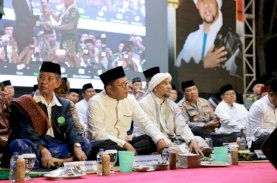 Danny Pomanto Zikir dan Selawat Bersama Pangdam XIV Hasanuddin serta Ribuan Masyarakat&nbsp;