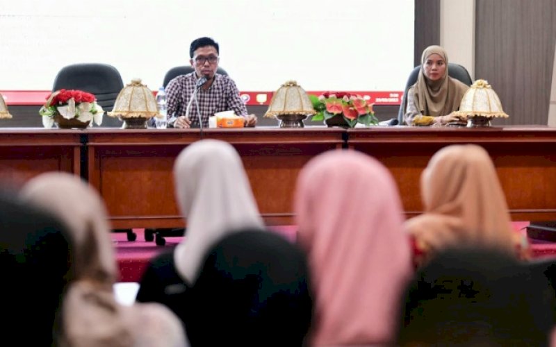 RAKOR. Diskominfo-SP Provinsi Sulsel menggelar Rapat Koordinasi Pemutakhiran dan Penetapan Daftar Informasi Publik (DIP) dan Daftar Informasi Dikecualikan (DIK) Lingkup Pemprov Sulsel Tahun 2023 di Command Center Kantor Gubernur Sulsel, Jumat (25/8/2023). foto: istimewa