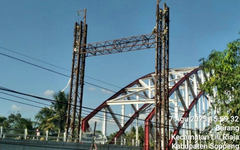 Jembatan Pacongkang di Kabupaten Soppeng. foto: istimewa