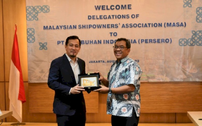PERTEMUAN. PT Pelabuhan Indonesia (Persero) atau Pelindo diwakili Subholdingnya, PT Pelindo Jasa Maritim (SPJM) menerima kunjungan Malaysian Shipowner Association (MASA) di Ruang Bandar Jaya B Gedung PT Pelindo (Persero) Lantai 7, Jakarta, Sabtu (26/8/2023). foto: istimewa
