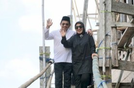 Kunjungi Pusat Pembuatan Kapal Bontobahari, Tito: Bulukumba Istimewa karena Ada Pinisi