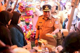 Pj Gubernur Sulsel Pantau Harga Pangan di Pasar Tradisional