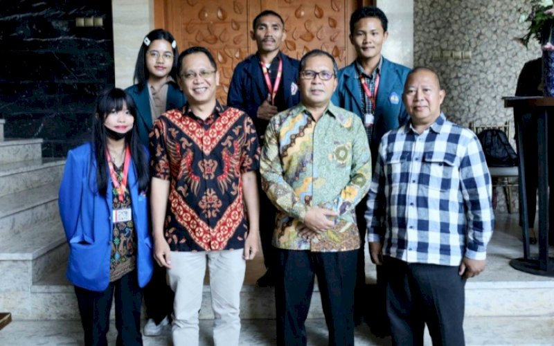 AUDIENSI. Program Pertukaran Mahasiswa Merdeka (PPMM) dari Departemen Hubungan Internasional Universitas Hasanuddin saat audiensi bersama dengan Wali Kota Makassar, Moh Ramdhan Pomanto di Jl Amirullah, Makassar, Kamis (14/9/2023). foto: istimewa