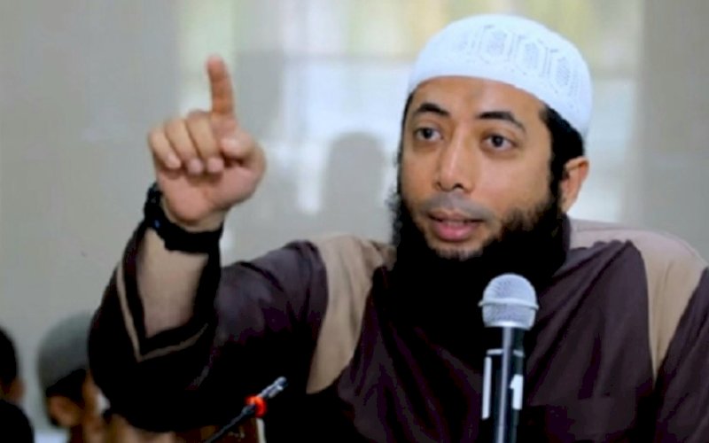Ustaz Khalid Basalamah. foto: istimewa
