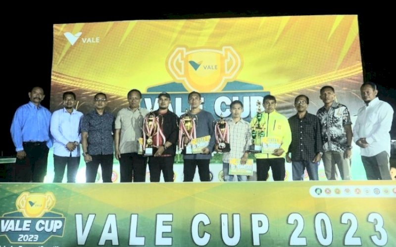 VALE CUP. Vale Cup 2023 sukses digelar dan mendapat apresiasi masyarakat. Dimana Vale Cup 2023 resmi ditutup di Lapangan Mateantina, Desa Kolono, Kecamatan Bungku Tengah, Morowali, Sulawesi Tengah, Jumat (15/9/2023). foto: istimewa