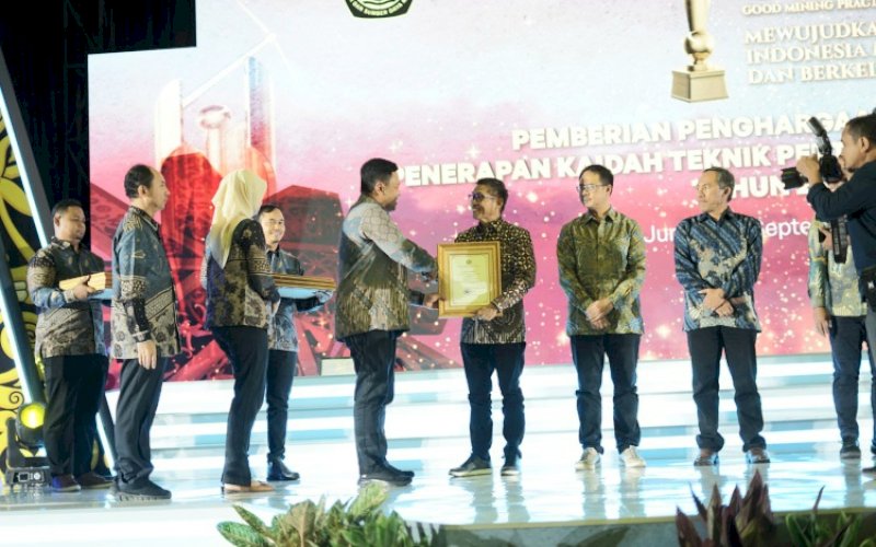 GMP AWARD. PT Vale Indonesia Tbk (PT Vale) kembali mendapat apresiasi pada ajang Good Mining Practices (GMP) Award 2023 di Hotel Bidakara, Jakarta, Jumat (29/9/2023). foto: istimewa