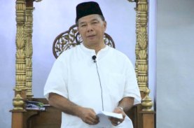 Andi Utta Kukuhkan Pengurus Masjid Terapung Tanjung Bira&nbsp;