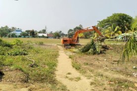 Muhammad Fauzi Bawa Bantuan Rusun untuk Dua Pesantren di Luwu Utara