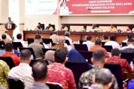 El Nino Tingkatkan Risiko Kebakaran, Pj Gubernur Sulsel Pimpin Rakor Penanganan Karhutla