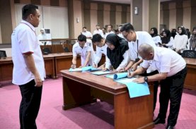 Diskominfo-SP Sulsel Ikrar Pakta Integritas dan Komitmen Netral di Pemilu 2024&nbsp;