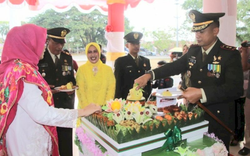 HUT TNI. Syukuran Peringatan HUT TNI ke-78 dilaksanakan di Lapangan Merdeka, Watampone, Kabupaten Bone, Kamis (5/10/2023). foto: istimewa