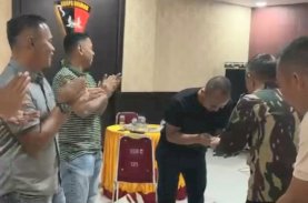 Pj Bupati Bone Dapat Kejutan di Mako Batalyon C Pelopor 