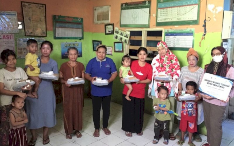 PROGRAM PMT. PT Pelabuhan Indonesia (Persero) Regional 4 telah melaksanakan Program Pemberian Makanan Tambahan (PMT) di Kelurahan Cambaya dan Kelurahan Kaluku Bodoa, Kecamatan Tallo, Kota Makassar. foto: istimewa
