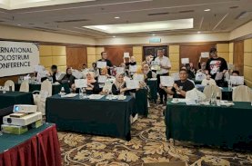 Prominens 98 FK UMI dan SNI Sukses Gelar International Conferance Colostrum di Malaysia 