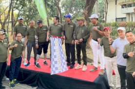 Rudianto Lallo Lepas Ribuan Peserta Jalan Sehat Komunitas Perjaka