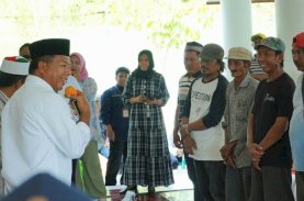 Bupati dan Ketua PKK Bulukumba Silaturahmi dengan Daeng Becak