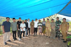 Warga Mattiro Walie Terharu Pertama Kali Didatangi Gubernur Sulsel