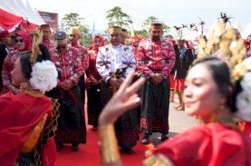 756 Penari Sambut Pj Gubernur Sulsel di Luwu Timur