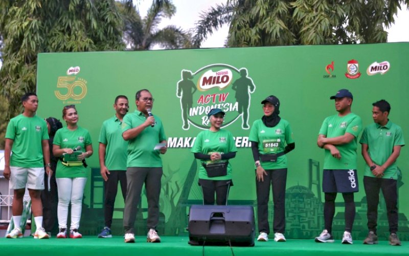 PELEPASAN. Wali Kota Makassar, Moh Ramdhan Pomanto, melepas ribuan peserta Road to Milo Active Indonesia Rice (MAIR) 2024 di Monumen Mandala Makassar, Minggu (28/1/2024). foto: istimewa