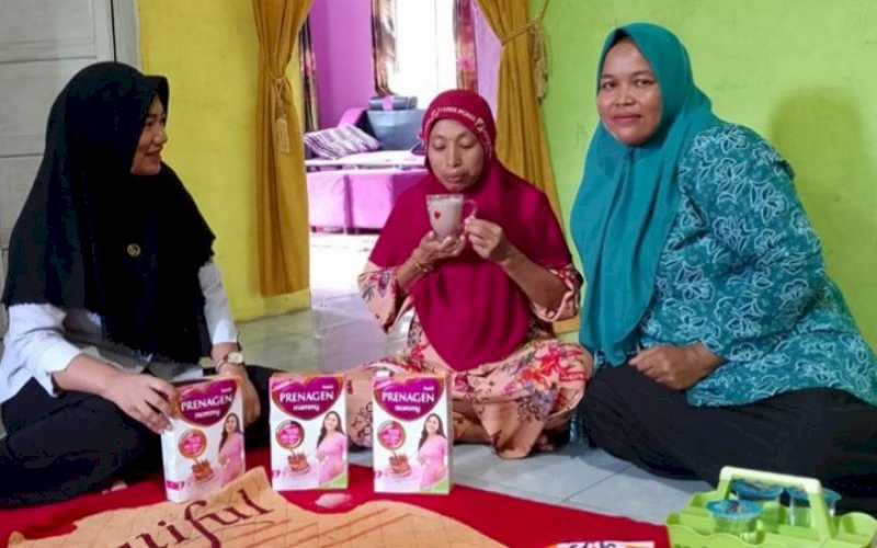 PMT. Pemkab Bulukumba melalui Tim Percepatan Penurunan Stunting (TPPS) terus melakukan upaya penanganan stunting melalui Pemberian Makanan Tambahan (PMT) bagi bayi umur bawah lima tahun (Balita) dan bawah dua tahun (Baduta) serta pemberian susu kepada ibu hamil yang berisiko atau kekurangan nutrisi. foto: istimewa